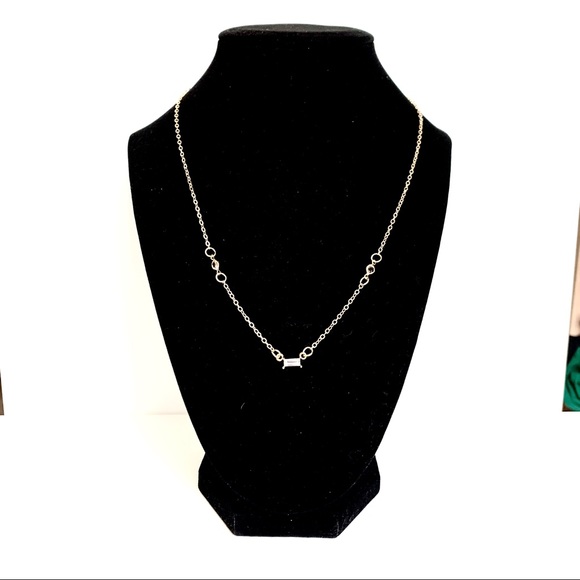 NWOT Dainty Gold Rhinestone Necklace - Picture 6 of 8